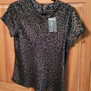 Express short sleeve top